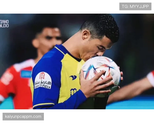 C罗本赛季更频繁前插压制后防并牵制门将